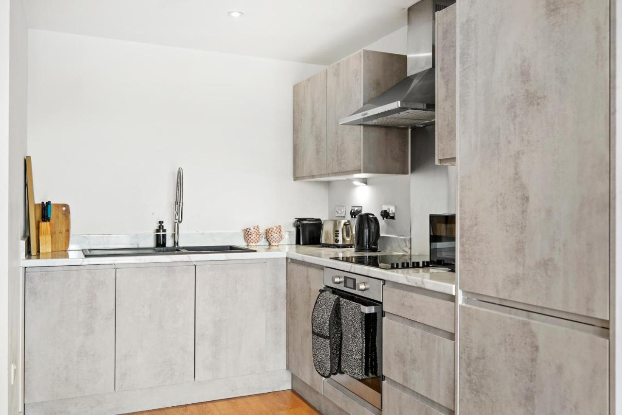 Stunning 2 Bedroom Apartment Leeds  Buitenkant foto