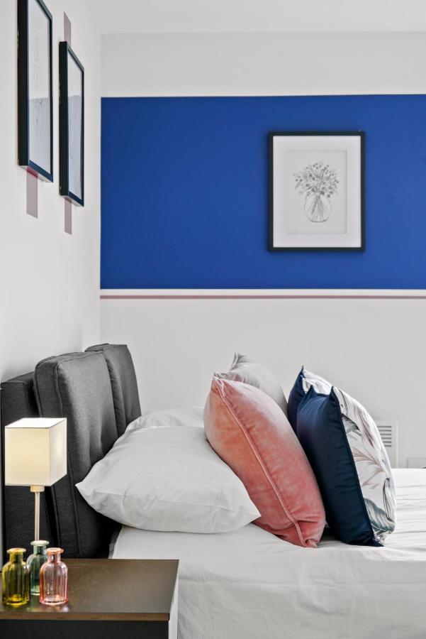 Stunning 2 Bedroom Apartment Leeds  Buitenkant foto